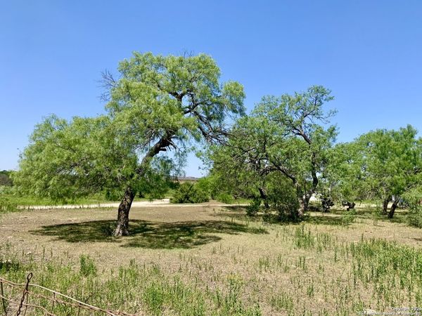 4703 Scenic Lake Dr, Schertz, TX 78154