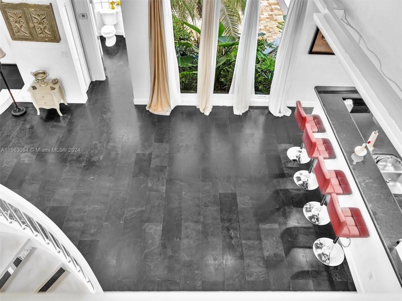 616 Ocean Blvd, Golden Beach, FL 33160 Photo