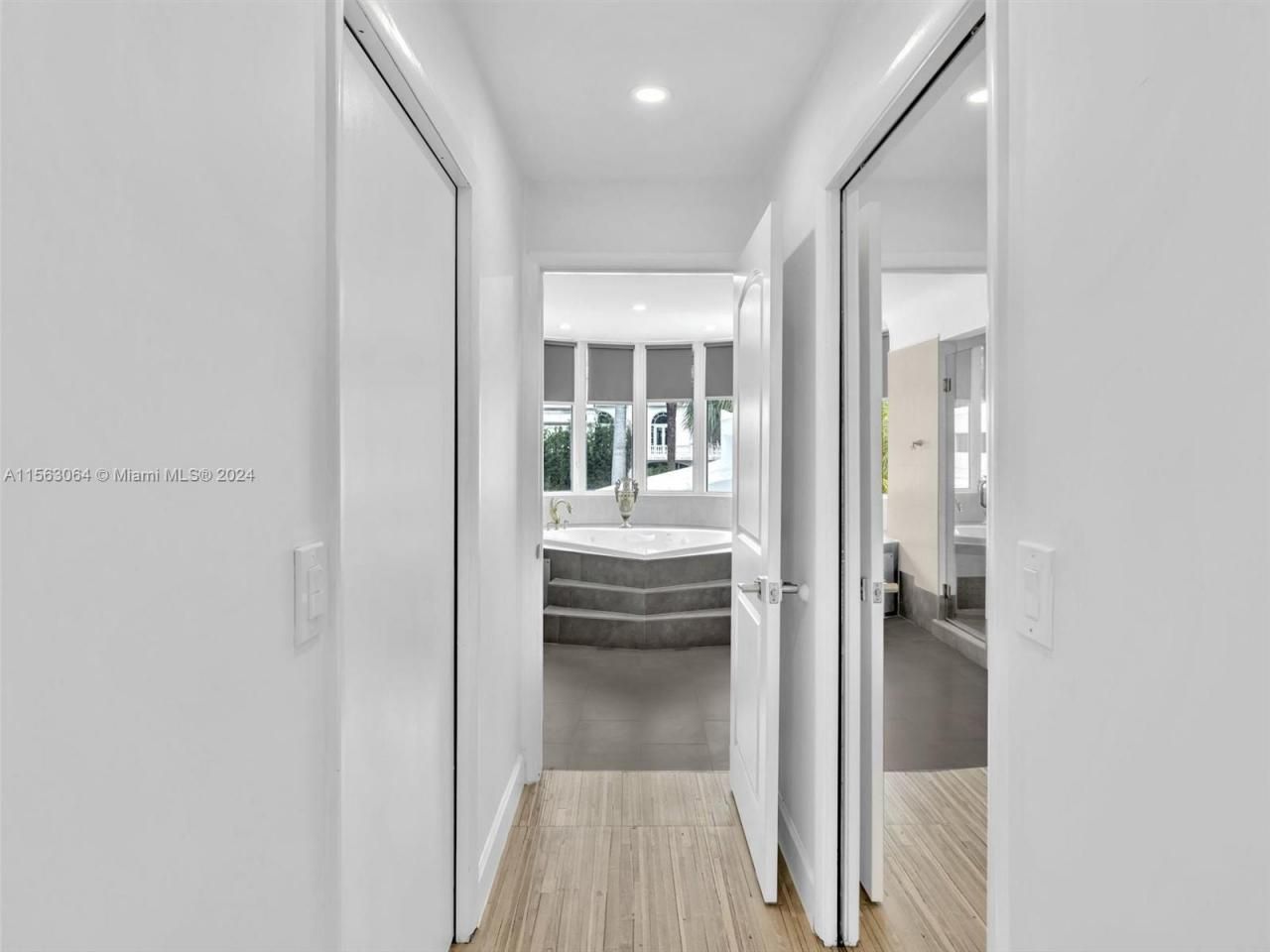 616 Ocean Blvd, Golden Beach, FL 33160 Photo