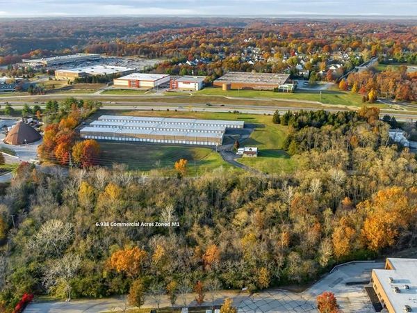 16030 Ruck Road, Ellisville, MO 63021