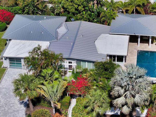425 MCKINLEY DRIVE, SARASOTA, FL 34236
