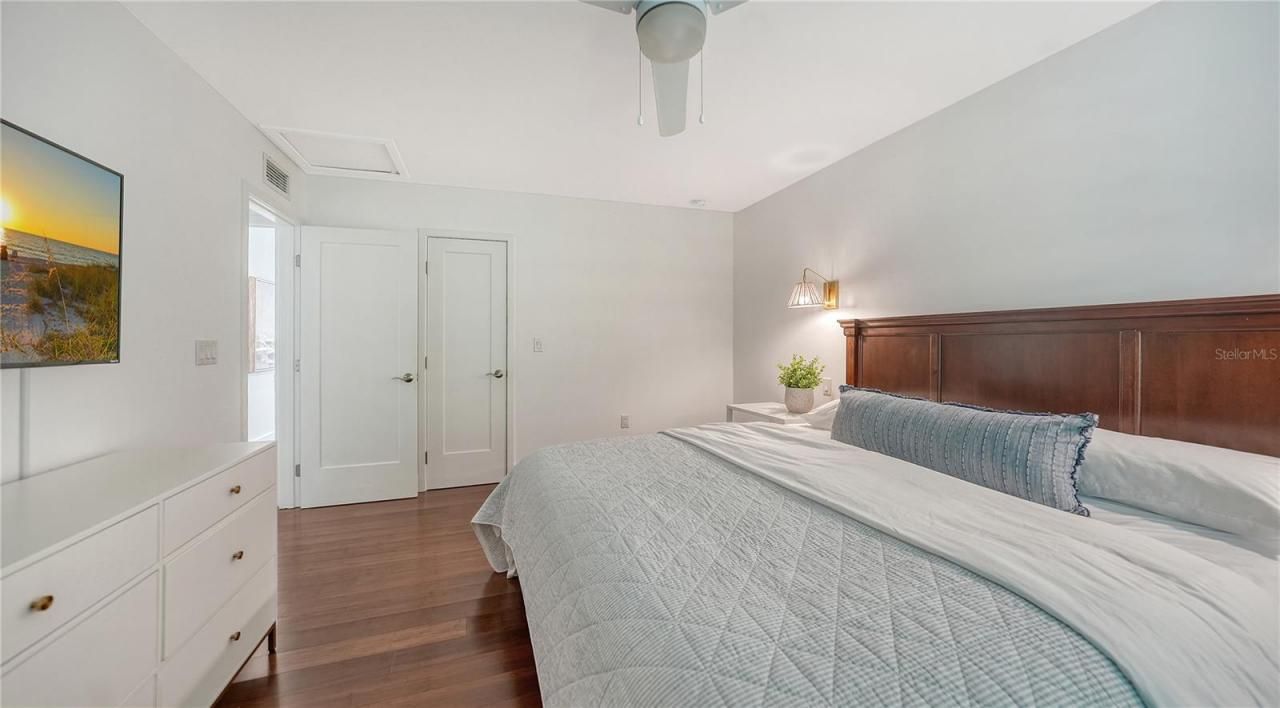425 Mckinley Drive, Sarasota, FL 34236 Photo