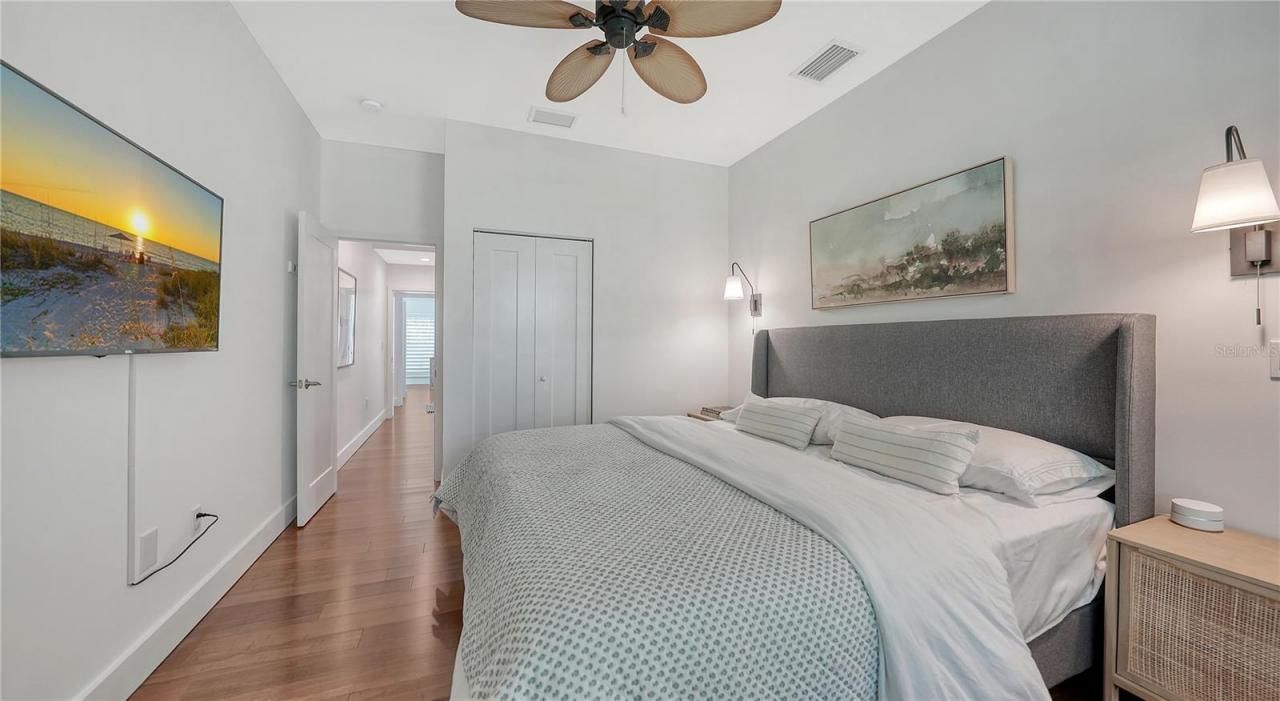 425 Mckinley Drive, Sarasota, FL 34236 Photo