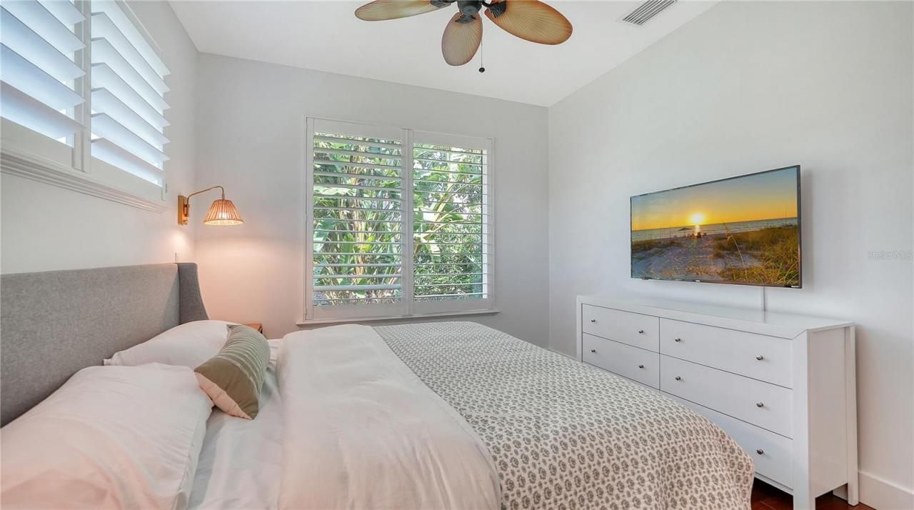 425 Mckinley Drive, Sarasota, FL 34236 Photo