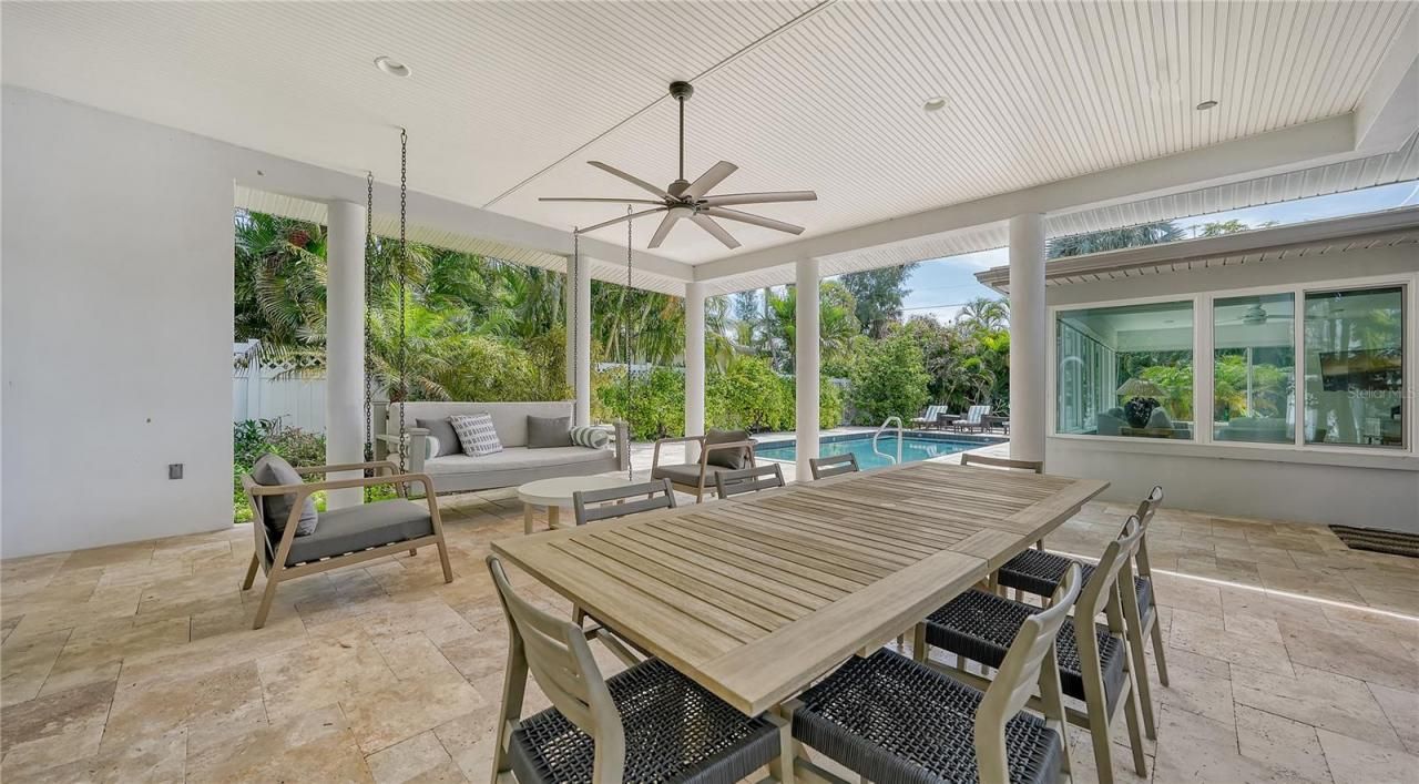 425 Mckinley Drive, Sarasota, FL 34236 Photo