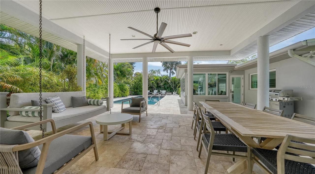 425 Mckinley Drive, Sarasota, FL 34236 Photo