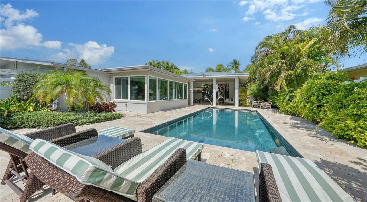 425 Mckinley Drive, Sarasota, FL 34236 Photo