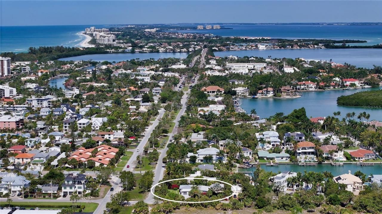 425 Mckinley Drive, Sarasota, FL 34236 Photo