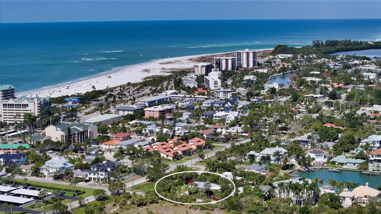 425 Mckinley Drive, Sarasota, FL 34236 Photo