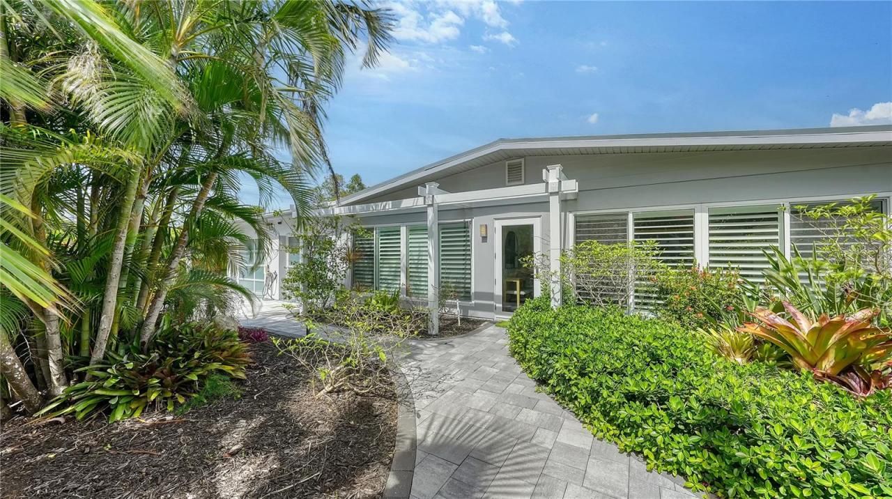 425 Mckinley Drive, Sarasota, FL 34236 Photo