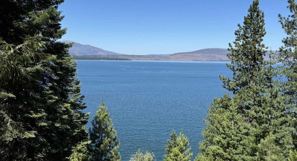 821 Lassen View Drive, Lake Almanor, CA 96137 Photo