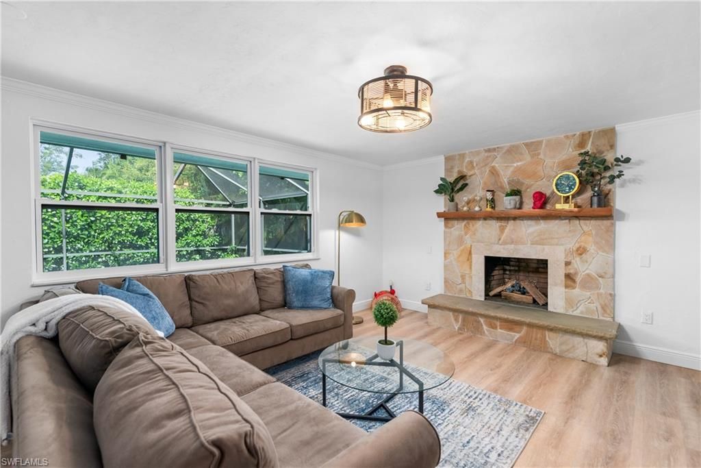 237 Burning Tree Dr, Naples, FL 34105 Photo