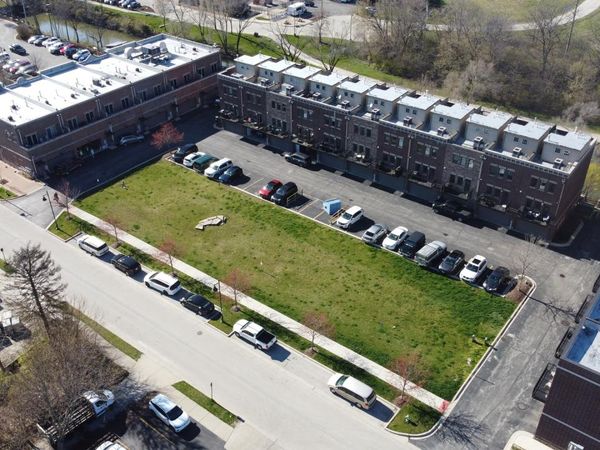 523 Talcott Avenue, Lemont, IL 60439