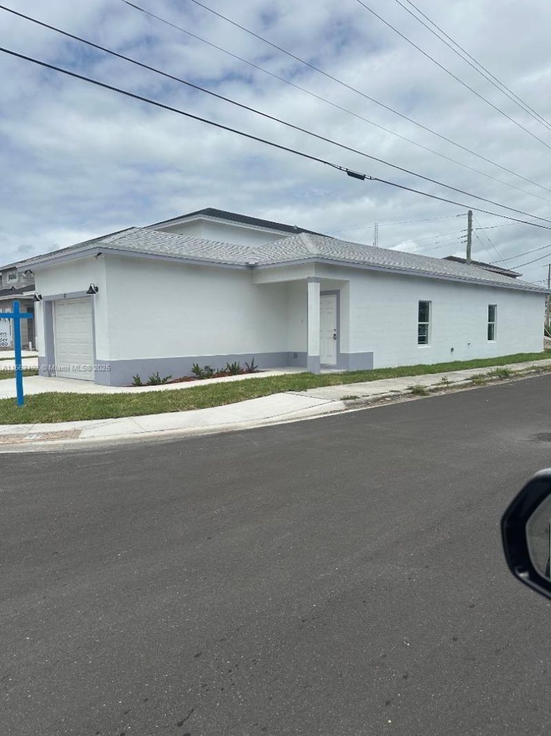 401 NW 12th Ave, Boynton Beach, FL 33435 Photo