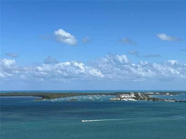 218 SE 14th Street, Unit TS107, Miami, FL 33131