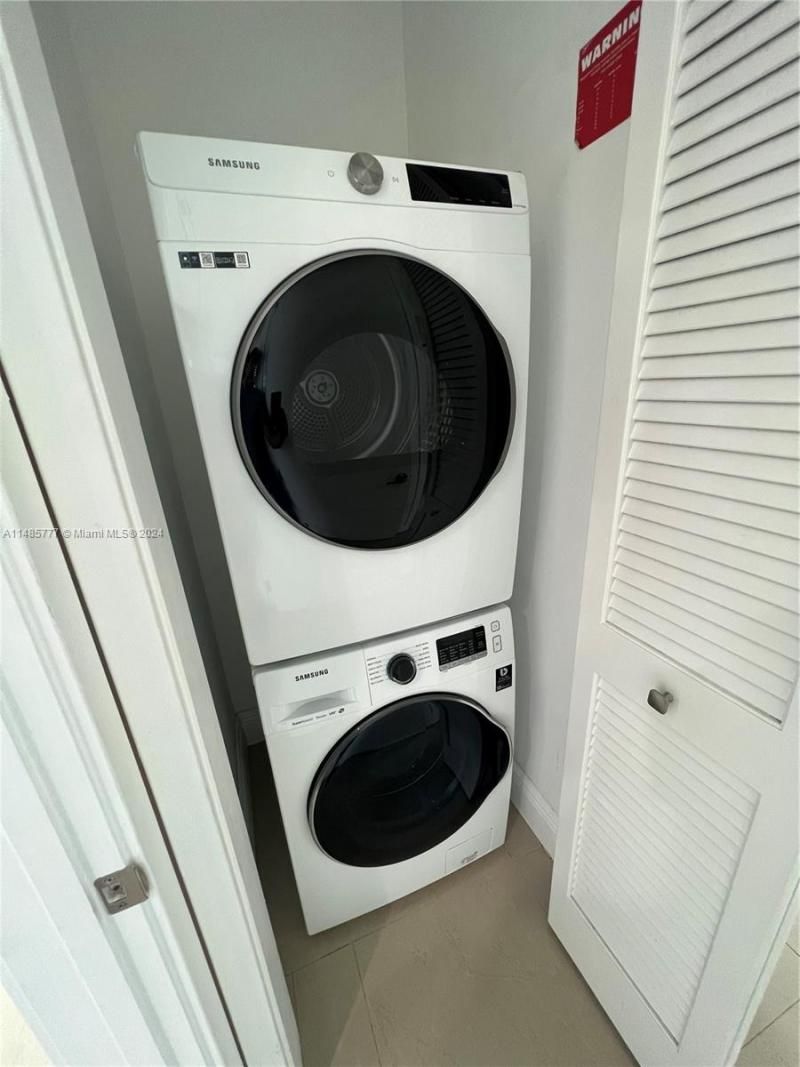 218 SE 14th Street, Unit TS107, Miami, FL 33131 Photo