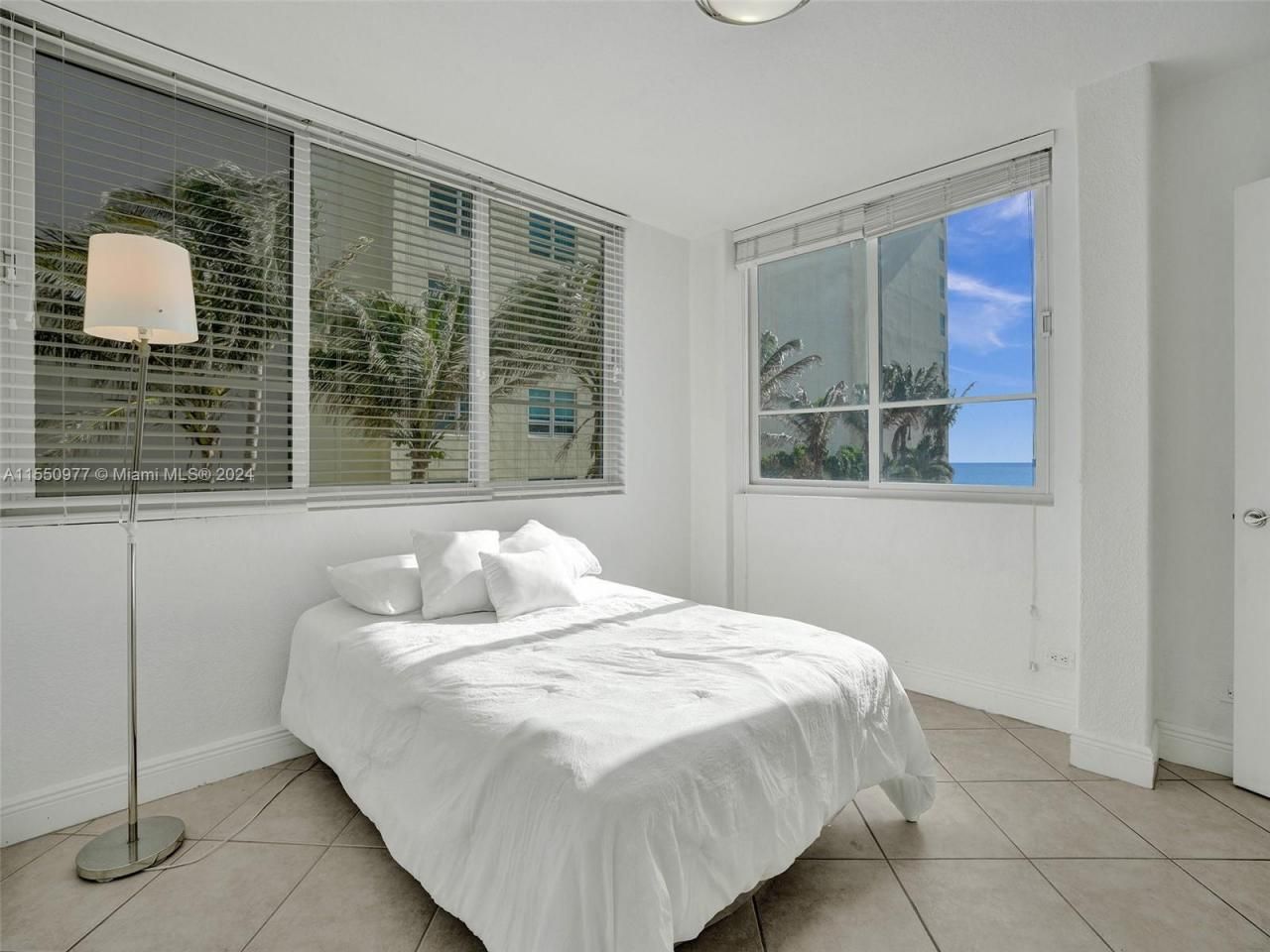 5005 Collins Ave, Unit 725, Miami Beach, FL 33140 Photo