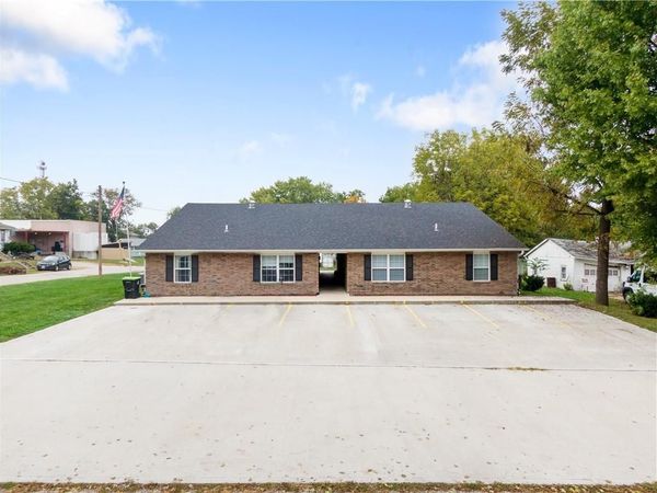201 Highland Street, Sweet Springs, MO 65351