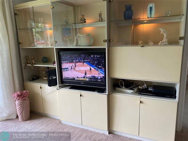 811 S Hollybrook Dr, Unit 203, Pembroke Pines, FL 33025 Photo