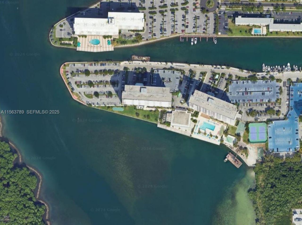 300 Bayview Dr, Unit 906, Sunny Isles Beach, FL 33160 Photo