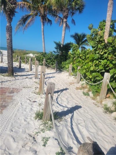 5840 Lauder St, Fort Myers Beach, FL 33931 Photo