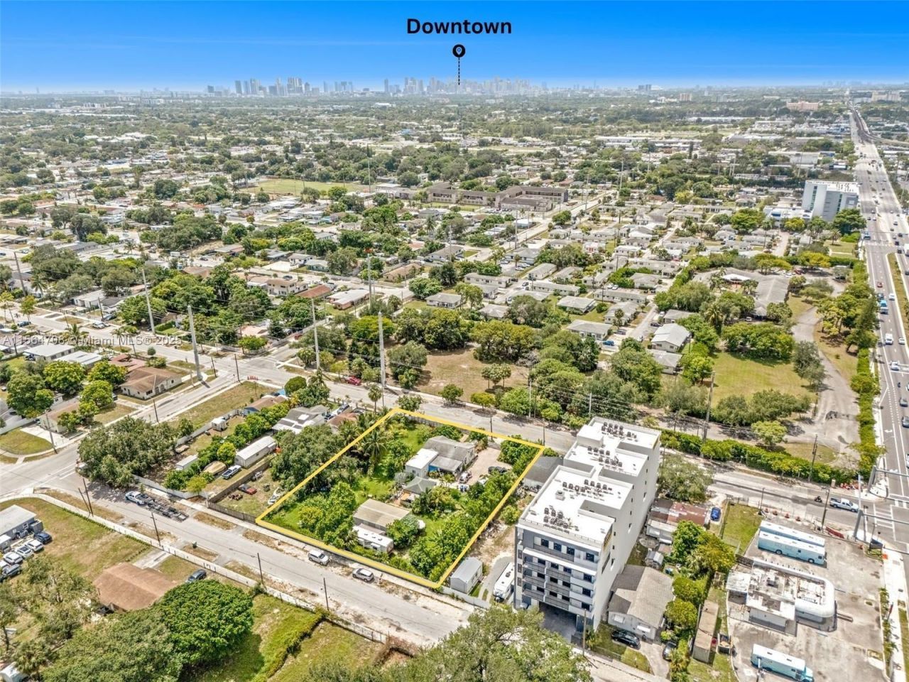 2647 NW 87th St, Miami, FL 33147 Photo