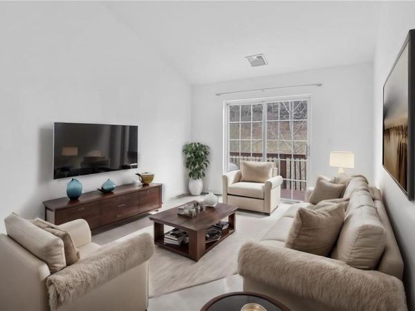 1036 Maggie Road, Unit 14-8, Newburgh, NY 12550