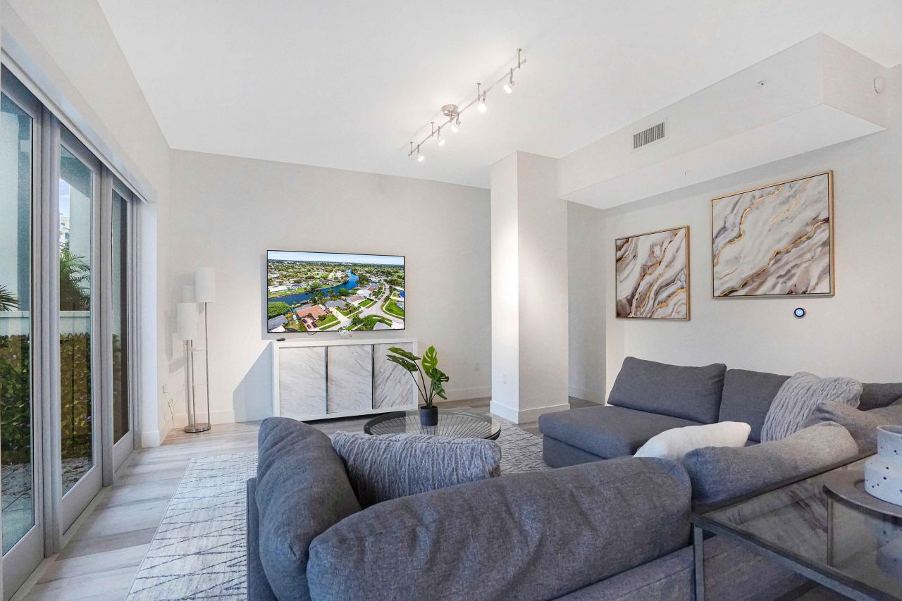 155 E Boca Raton Road, Unit Th3, Boca Raton, FL 33432 Photo