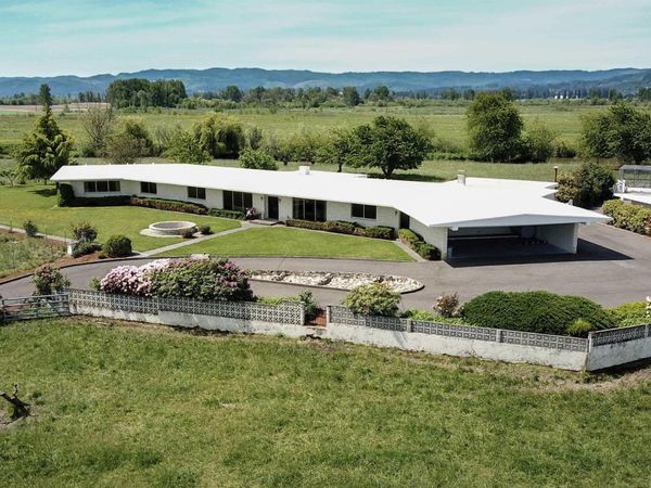 53765 E Honeyman Rd Rd, Scappoose, OR 97056