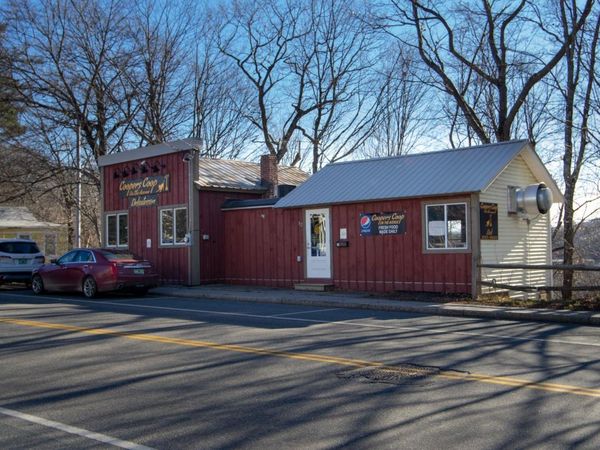 82 Western Avenue, Brattleboro, VT 05301