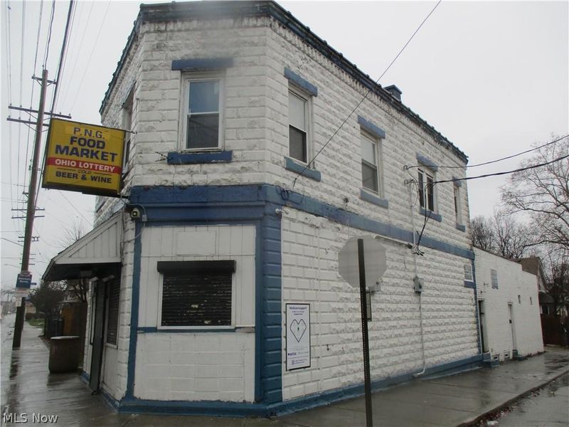 4324 Warner Road, Cleveland, OH 44105 Photo 1