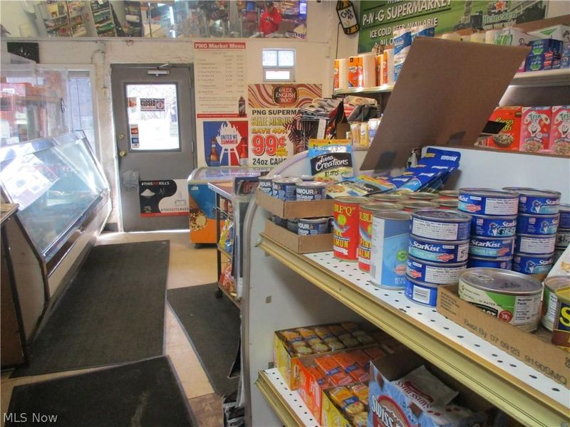 4324 Warner Road, Cleveland, OH 44105 Photo 6