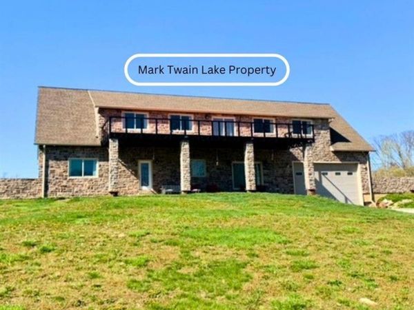 24613 Shady Oak Place, Perry, MO 63462