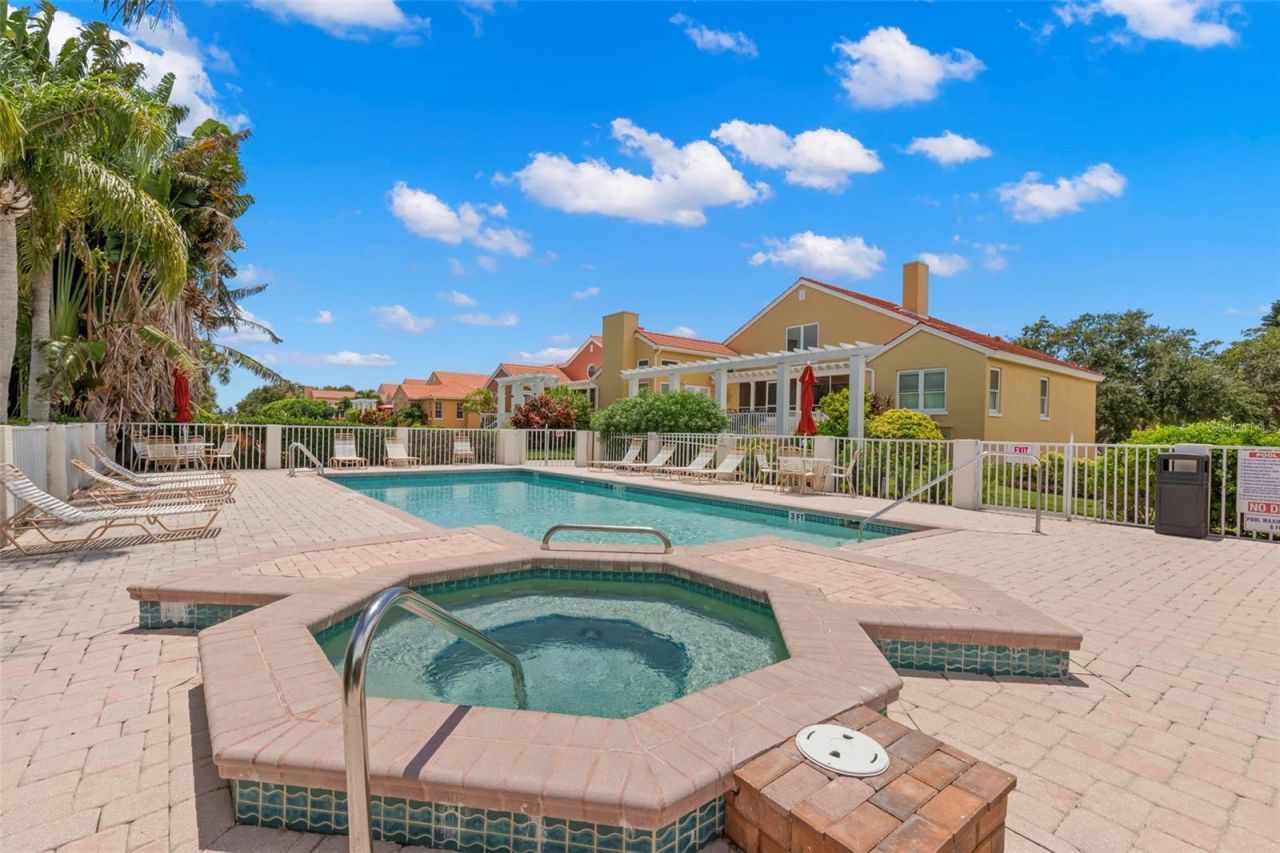 47a Bayview Court S, Saint Petersburg, FL 33711 Photo