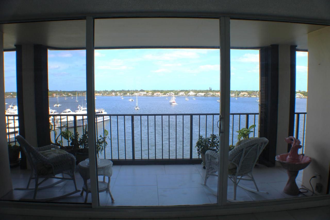 132 Lakeshore Drive, Unit 718, North Palm Beach, FL 33408 Photo