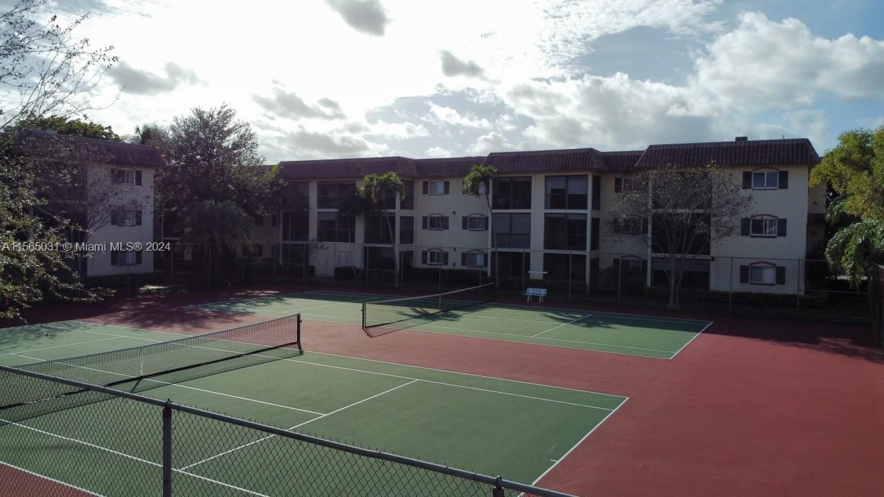 259 S Cypress Rd, Unit 526, Pompano Beach, FL 33060 Photo