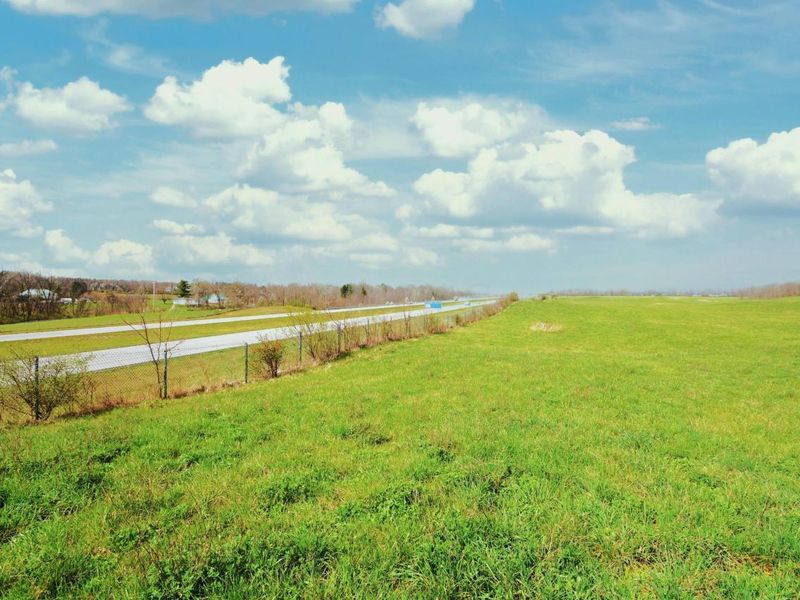 1345 Legend Lane, Alexandria, OH 43001 Photo 17