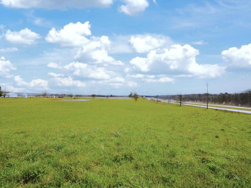 1345 Legend Lane, Alexandria, OH 43001 Photo 18