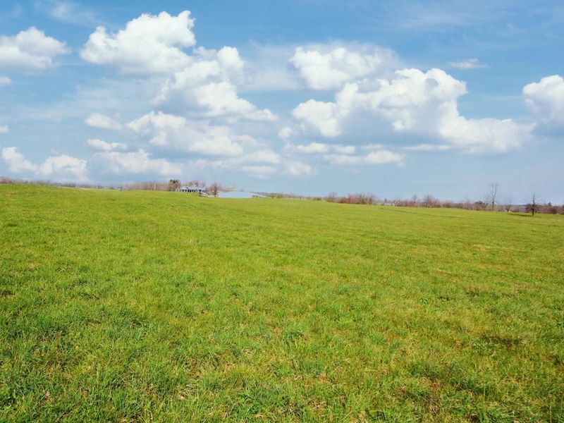 1345 Legend Lane, Alexandria, OH 43001 Photo 25