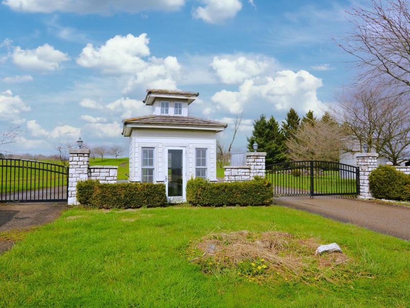 1345 Legend Lane, Alexandria, OH 43001 Photo 6