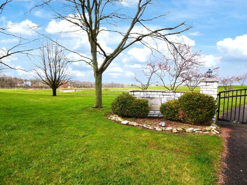 1345 Legend Lane, Alexandria, OH 43001 Photo 7