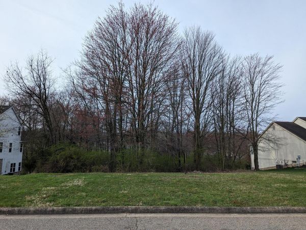 42 Wildwood Lane W, Mount Vernon, OH 43050