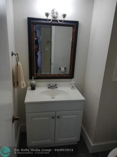 9420 S Hollybrook Lake Drive, Unit 305, Pembroke Pines, FL 33025 Photo