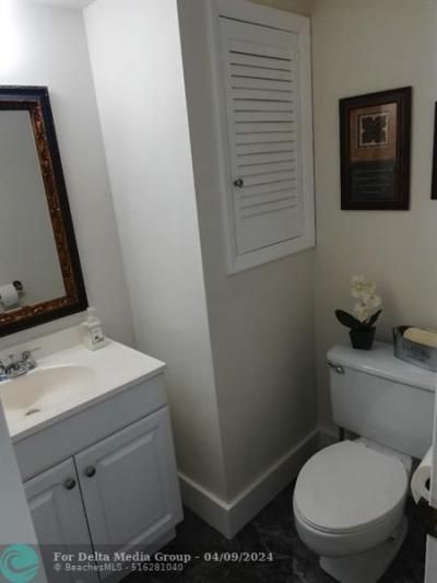 9420 S Hollybrook Lake Drive, Unit 305, Pembroke Pines, FL 33025 Photo