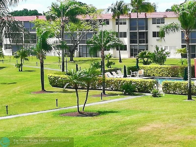 9420 S Hollybrook Lake Drive, Unit 305, Pembroke Pines, FL 33025 Photo