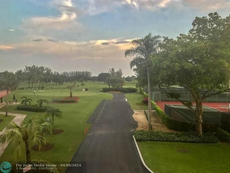 9420 S Hollybrook Lake Drive, Unit 305, Pembroke Pines, FL 33025 Photo