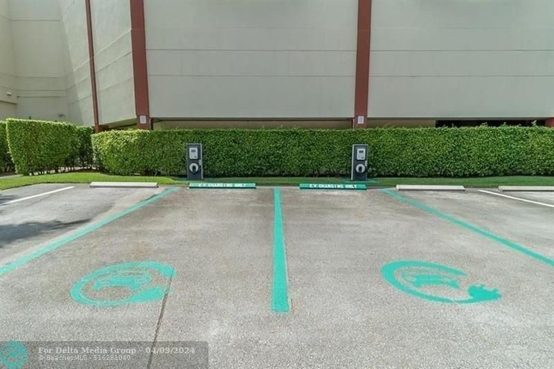 9420 S Hollybrook Lake Drive, Unit 305, Pembroke Pines, FL 33025 Photo