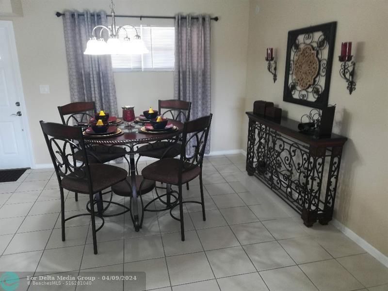 9420 S Hollybrook Lake Drive, Unit 305, Pembroke Pines, FL 33025 Photo
