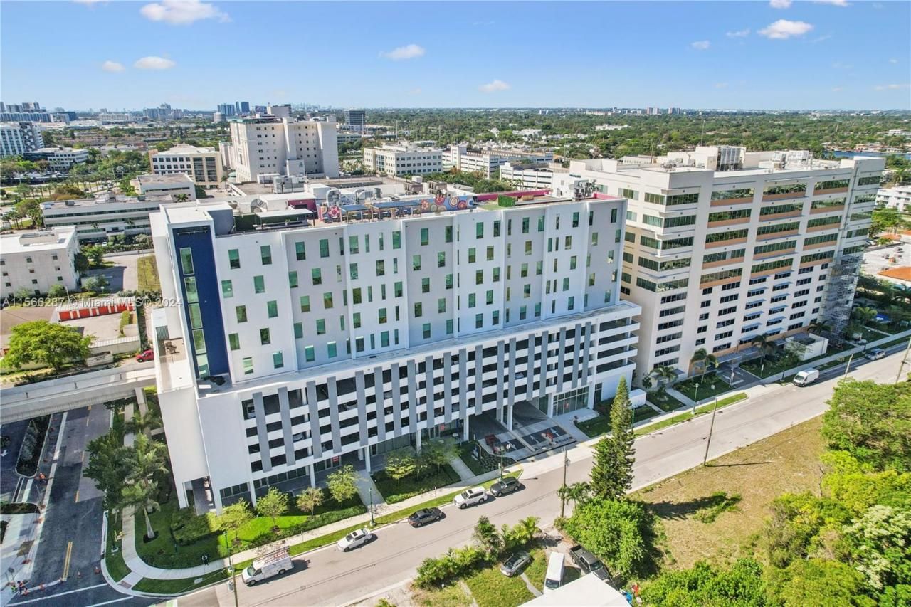 2820 NE 214th St, Unit 909, Aventura, FL 33180 Photo