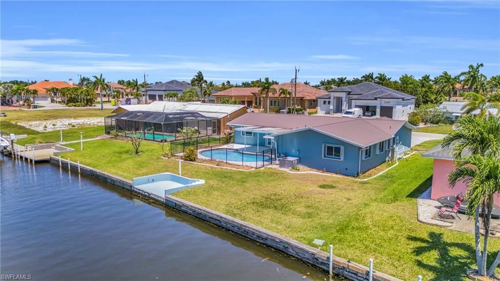 5230 Sarasota Ct, Cape Coral, FL 33904 Photo